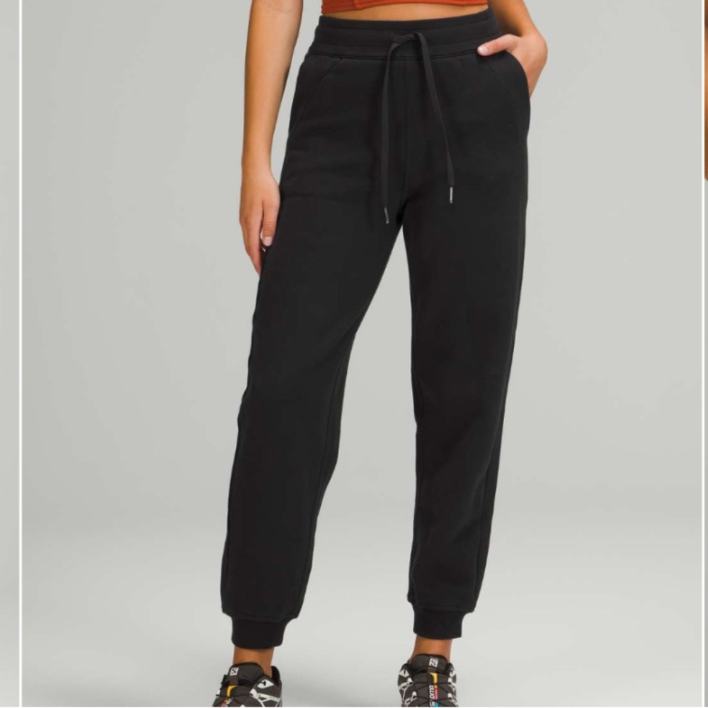 Lululemon Scuba Joggers
